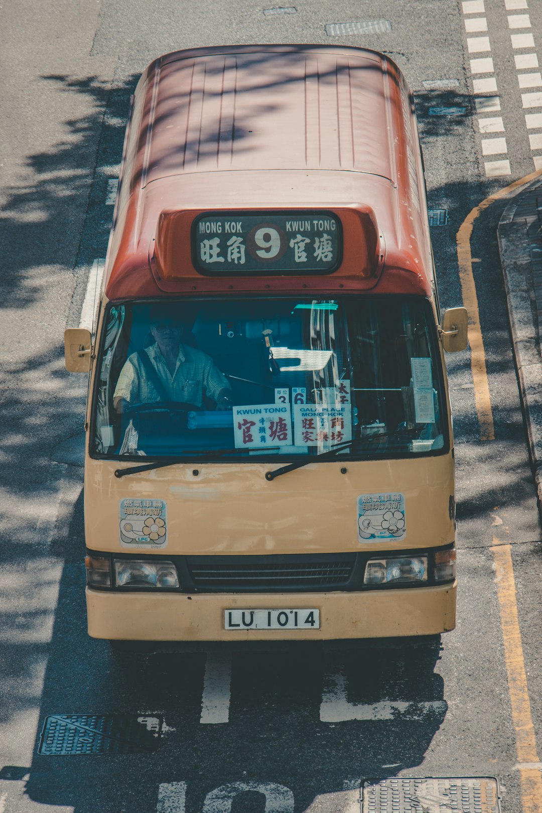 Crafting Captivating Headlines: Your awesome post title goes here yellow-van-on-road-peiwpdn-vuu